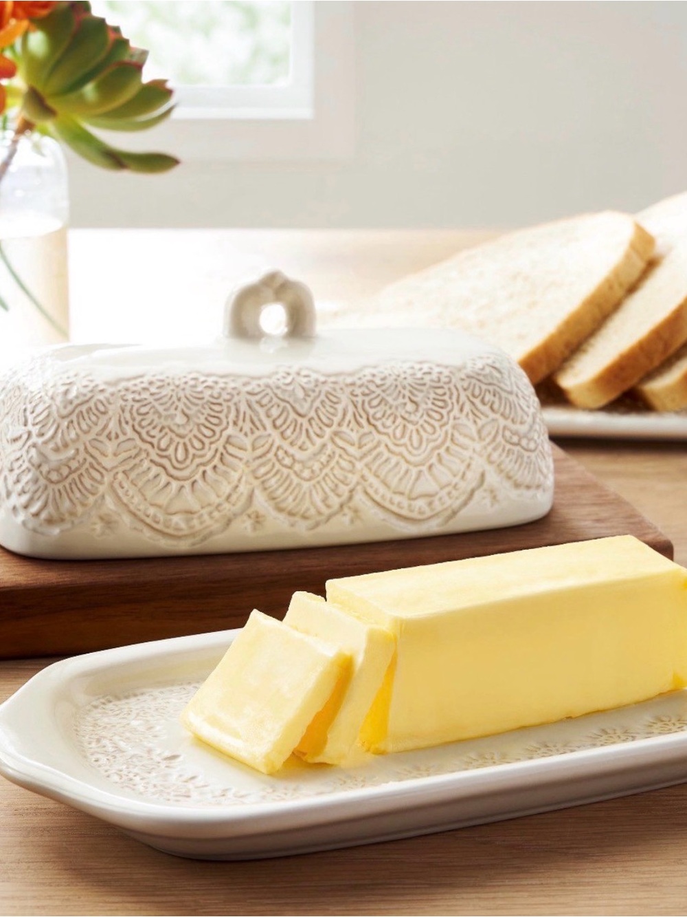 The Pioneer Woman Vintage Lace Butter Dish